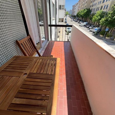 Ambiente Moderno Com Bom Gosto Coimbra Exterior foto